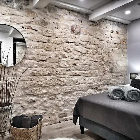 In With Terrace, Air Conditioning, Wifi, Washing Machine 5094-1 Selca (Brac)
