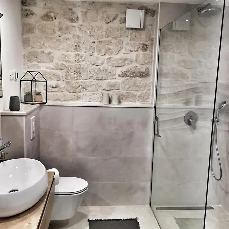 In With Terrace, Air Conditioning, Wifi, Washing Machine 5094-1